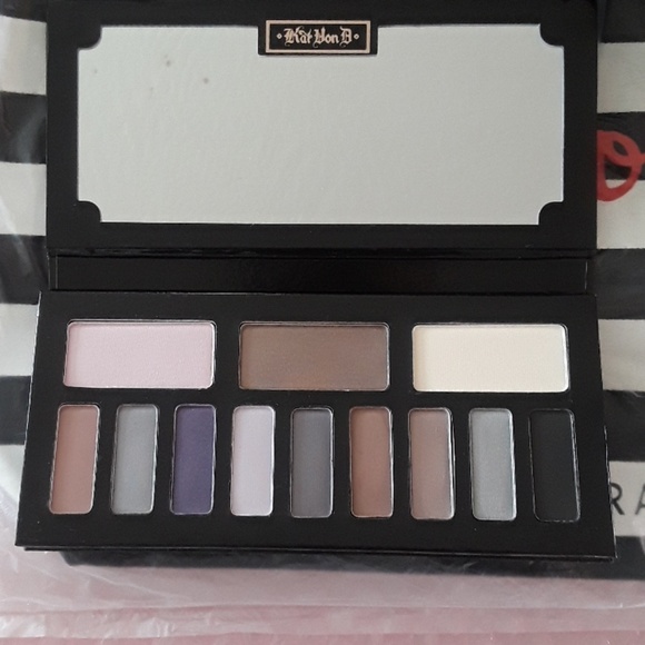 FAKEUP ALERT! List of Counterfeitters and Kat Von - Picture 2 of 8